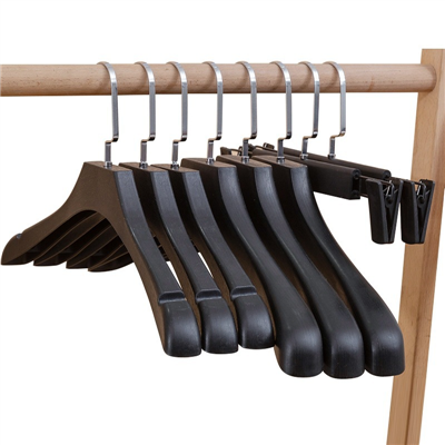 Heavyweight Plastic Hangers